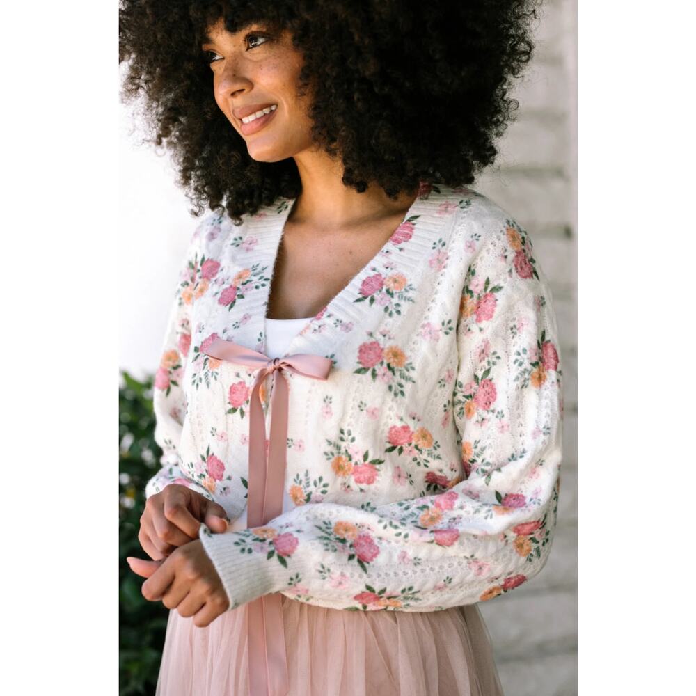Storia Cressida Floral Knit cropped cottagecore Cardigan M Romantic Whimsical